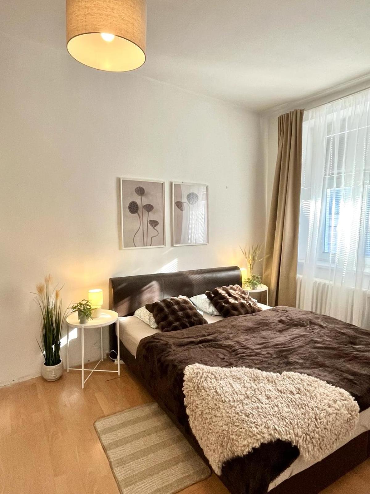 Apartment Caroline - Old Town, Ac Μπρατισλάβα Εξωτερικό φωτογραφία